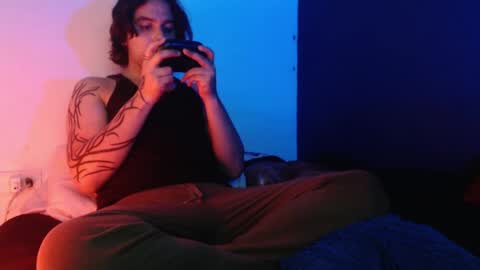 Snapshot of oliver_laid_2023 chatting on 12-29-24, 07:50 oliver_laid_2023 online show from 12-29-24, 07:50