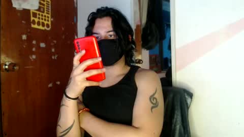 Snapshot of oliver_laid_2023 chatting on 01-15-25, 11:43 oliver_laid_2023 online show from 01-15-25, 11:43