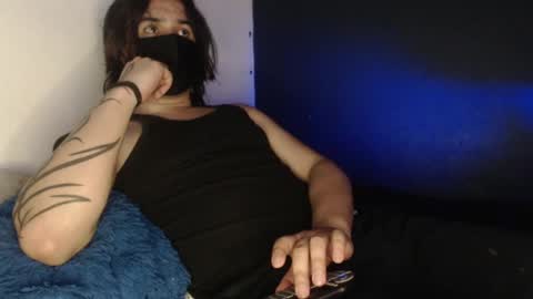 Snapshot of oliver_laid_2023 chatting on 01-27-25, 04:52 oliver_laid_2023 online show from 01-27-25, 04:52