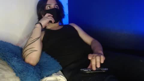 Snapshot of oliver_laid_2023 chatting on 01-27-25, 07:56 oliver_laid_2023 online show from 01-27-25, 07:56