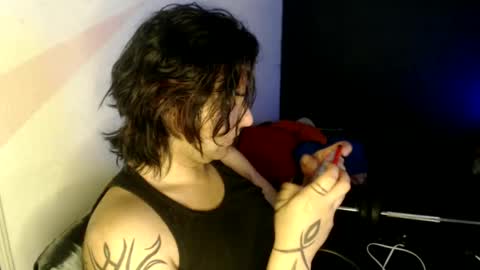 Snapshot of oliver_laid_2023 chatting on 02-08-25, 07:15 oliver_laid_2023 online show from 02-08-25, 07:15