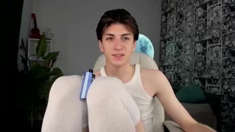 Snapshot of oliver_starboy chatting on 09-12-25, 05:46 Oliver online show from 09-12-25, 05:46