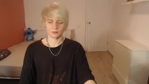 Oliver online show from 11-12-25, 12:44