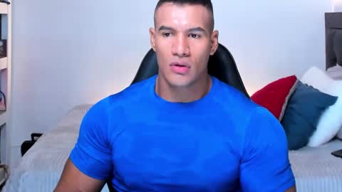 oliver_tommy online show from 09-20-25, 01:45