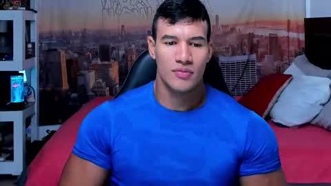 oliver_tommy online show from 10-12-25, 01:43