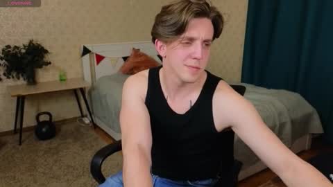 Oliver Evans online show from 10-11-25, 12:21