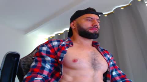 oliver online show from 10-31-25, 02:40