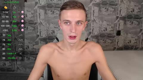 Snapshot of oliverfresh chatting on 12-20-25, 09:38 Oliver online show from 12-20-25, 09:38