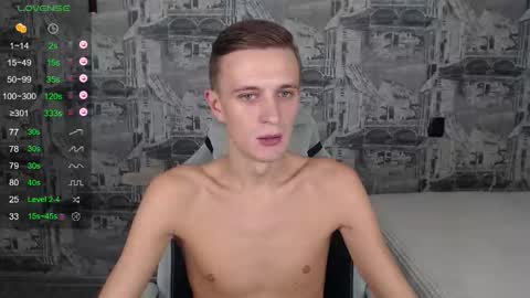 Snapshot of oliverfresh chatting on 12-21-25, 11:17 Oliver online show from 12-21-25, 11:17