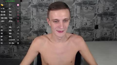 Snapshot of oliverfresh chatting on 03-30-26, 10:05 Oliver online show from 03-30-26, 10:05