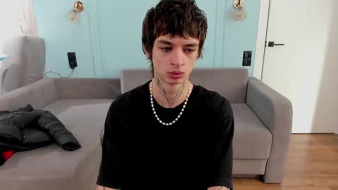 oliverrgroove online show from 12-27-24, 08:24