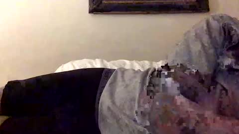 Snapshot of olivertwist1273 chatting on 12-25-24, 05:05 olivertwist1273 online show from 12-25-24, 05:05