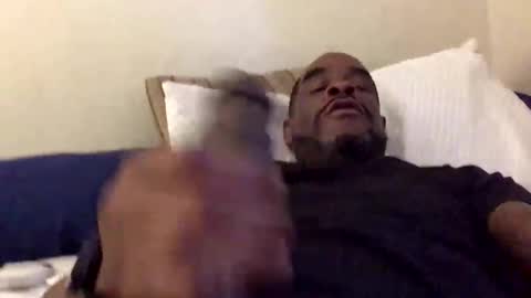 Snapshot of olivertwist1273 chatting on 12-31-24, 05:29 olivertwist1273 online show from 12-31-24, 05:29