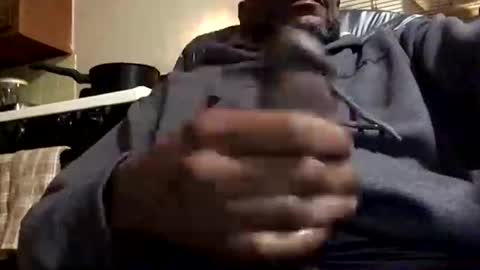 Snapshot of olivertwist1273 chatting on 02-26-25, 06:58 olivertwist1273 online show from 02-26-25, 06:58