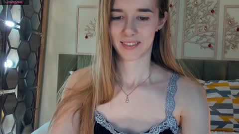 Snapshot of olivia_7 chatting on 01-14-25, 05:12 Olivia online show from 01-14-25, 05:12