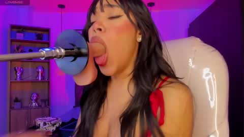 Olivia online show from 03-09-25, 04:27