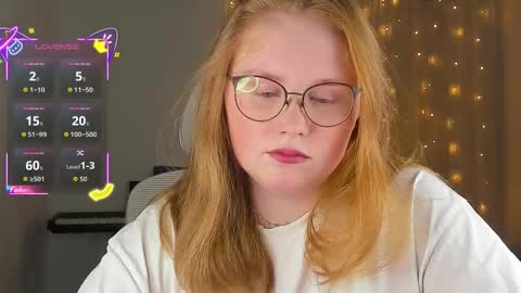Olivia Date online show from 09-26-25, 03:38