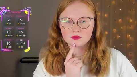 Olivia Date online show from 10-27-25, 03:49