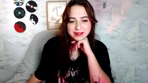 Snapshot of olivia_defo chatting on 09-24-25, 01:58 olivia_defo online show from 09-24-25, 01:58