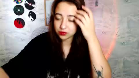Snapshot of olivia_defo chatting on 09-25-25, 06:50 olivia_defo online show from 09-25-25, 06:50