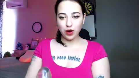 Snapshot of olivia_defo chatting on 10-10-25, 09:19 olivia_defo online show from 10-10-25, 09:19