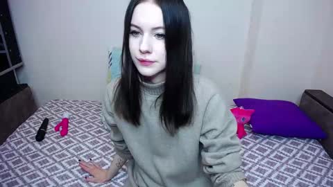 olivia_graceee online show from 11-09-25, 09:51