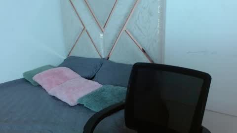 olivia_jass online show from 09-26-25, 02:21