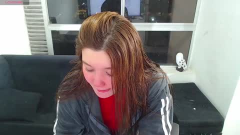 olivia_martine online show from 01-26-25, 06:49