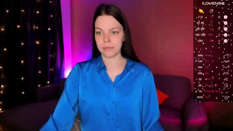 Olivia online show from 03-10-25, 02:28