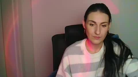 Snapshot of olivia_night_ chatting on 03-31-26, 07:20 Olivia online show from 03-31-26, 07:20