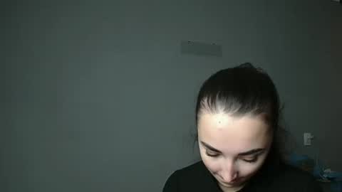 Olivia online show from 12-13-25, 09:09