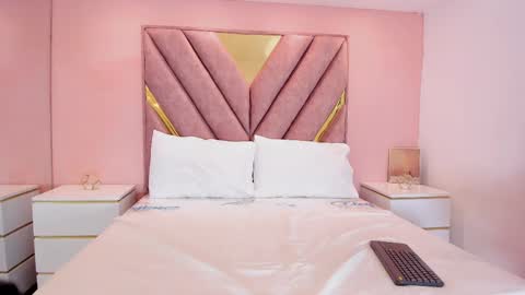 olivia_pearl_ online show from 09-25-25, 11:25