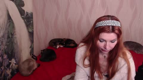 Olivia online show from 02-09-25, 01:33