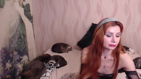 Olivia online show from 02-19-25, 02:55