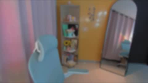 Olivia online show from 10-21-25, 05:41