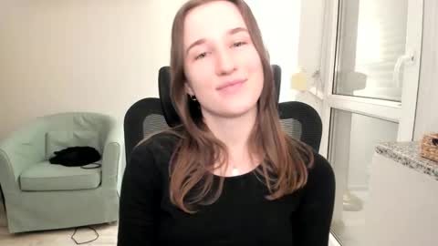 Snapshot of oliviaaa2003 chatting on 12-03-24, 10:51 Oliwiaa2004 online show from 12-03-24, 10:51