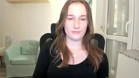 Snapshot of oliviaaa2003 chatting on 12-28-24, 03:26 Oliwiaa2004 online show from 12-28-24, 03:26