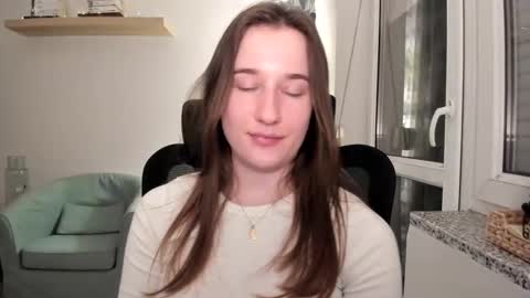 Snapshot of oliviaaa2003 chatting on 03-02-25, 09:43 Oliwiaa2004 online show from 03-02-25, 09:43