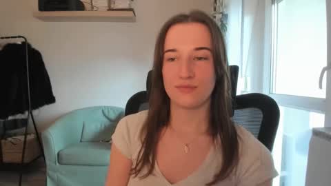 Snapshot of oliviaaa2003 chatting on 04-11-26, 02:32 Oliwiaa2004 online show from 04-11-26, 02:32