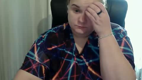 OliviaErmesx online show from 10-13-25, 06:24