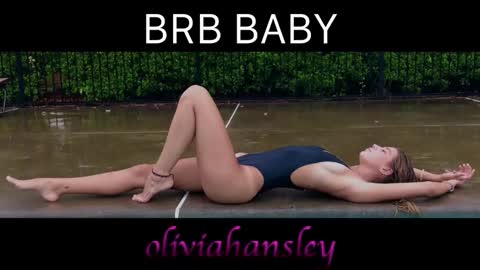 Snapshot of oliviahansleyy chatting on 03-05-25, 05:40 Olivia online show from 03-05-25, 05:40