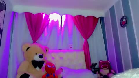 oliviahot01 online show from 03-13-26, 03:57