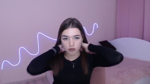 Olivia online show from 12-01-24, 05:24