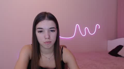 Olivia online show from 12-04-24, 05:22