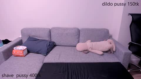 Snapshot of olivialukas chatting on 10-22-25, 04:29 OliviaLukas online show from 10-22-25, 04:29