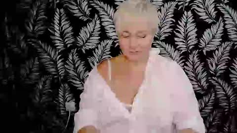 Kelly online show from 12-06-24, 02:49