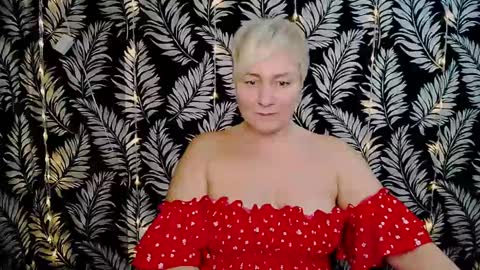 Kelly online show from 12-24-24, 03:37