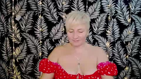 Kelly online show from 01-12-25, 03:03