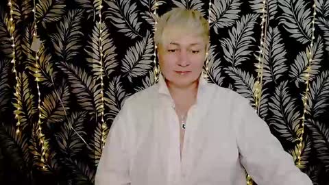Kelly online show from 03-06-25, 03:13