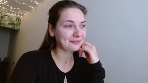 Olivia online show from 12-15-24, 06:18